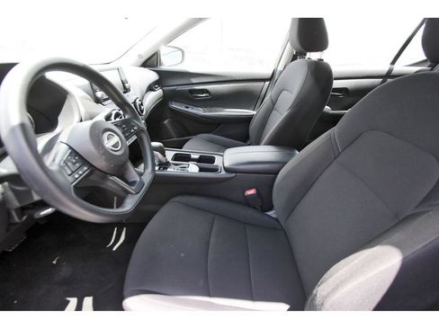 Used 2025 Nissan Sentra S FWD image 15