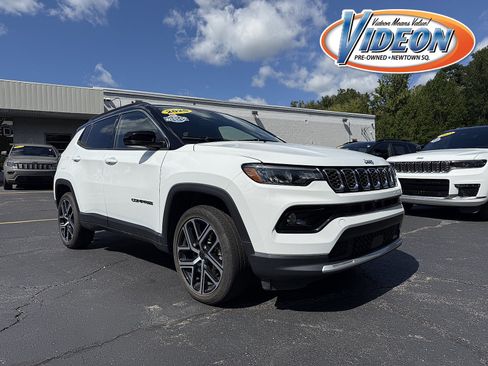 Used 2025 Jeep Compass Limited AWD/4WD image 1