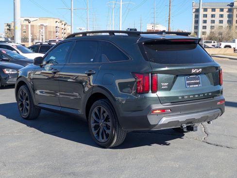 Certified 2022 Kia Sorento X-Line EX image 3