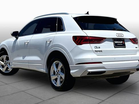 Used 2020 Audi Q3 2.0T Premium w/ Convenience Package AWD/4WD image 12