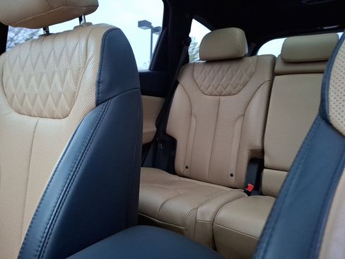 Certified 2023 Hyundai Santa Fe Calligraphy image 18