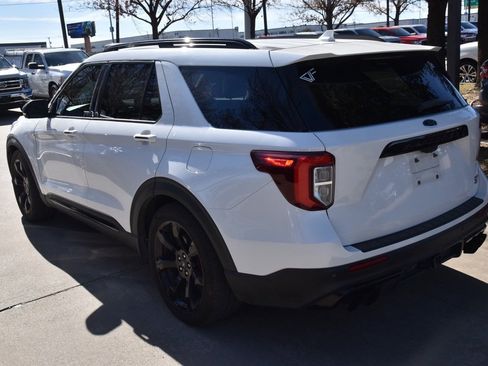 Used 2020 Ford Explorer ST w/ ST Street Pack image 7