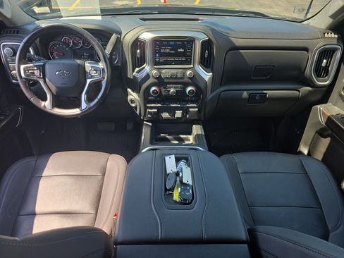 Used 2021 Chevrolet Silverado 1500 LT Trail Boss w/ Convenience Package II AWD/4WD image 11