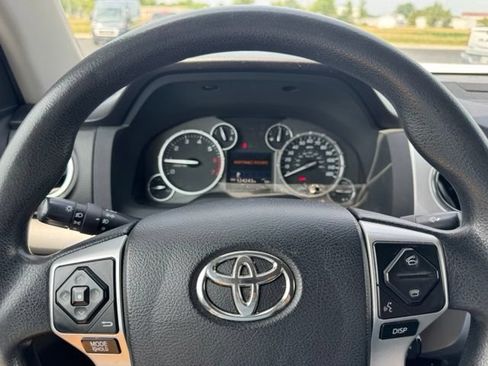 Used 2015 Toyota Tundra SR5 AWD/4WD image 16