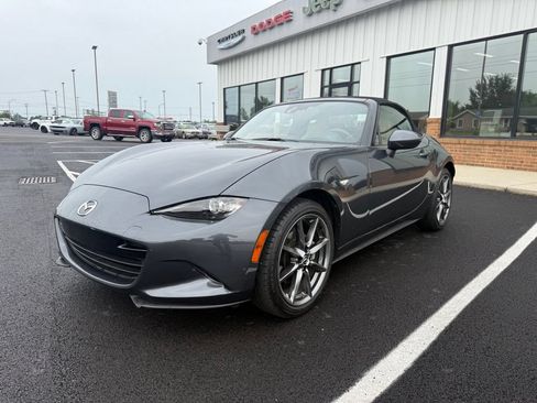 Used 2016 MAZDA MX-5 Miata Grand Touring RWD image 3
