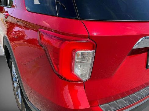 Certified 2023 Ford Explorer XLT w/ Equipment Group 202A AWD/4WD image 23