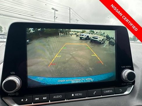 Used 2025 Nissan Sentra SV w/ All-Weather Package FWD image 21