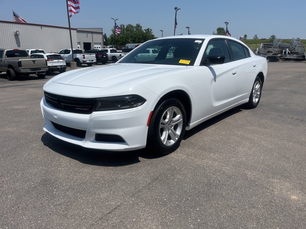 Used 2023 Dodge Charger SXT RWD image 5