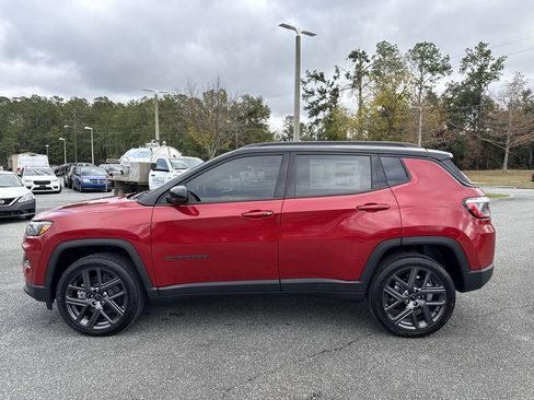 New 2026 Jeep Compass Limited w/ Sun, Sound & Navigation Group AWD/4WD image 6