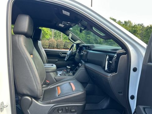 Used 2022 GMC Sierra 1500 AT4 w/ AT4 Premium Package AWD/4WD image 53