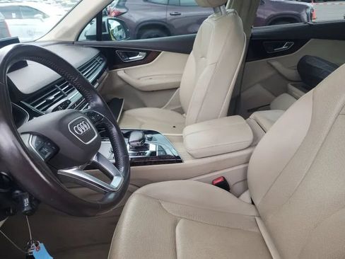 Used 2018 Audi Q7 3.0T Prestige w/ Prestige Package AWD/4WD image 3