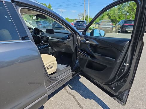 Used 2023 MAZDA CX-9 Touring AWD/4WD image 22