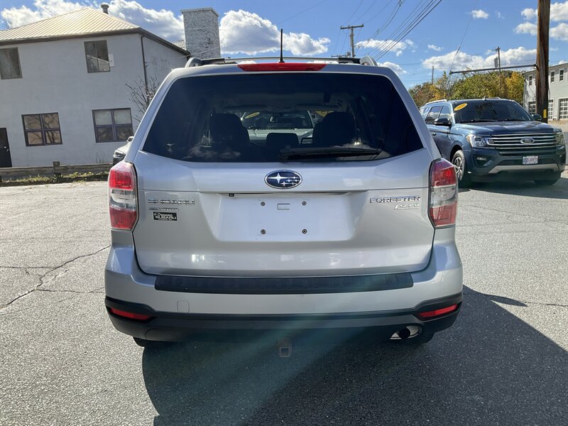 Used 2015 Subaru Forester 2.5i Premium w/ All-Weather Package AWD/4WD image 6