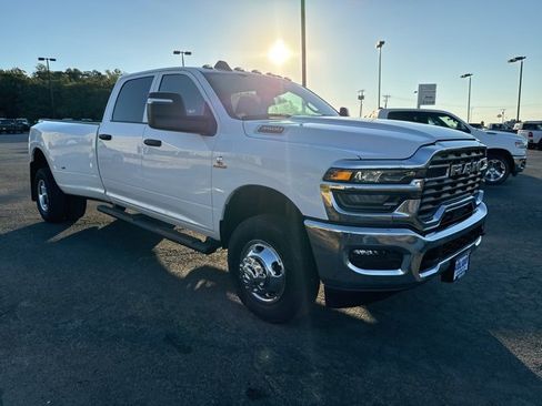 New 2026 RAM 3500 Tradesman image 7