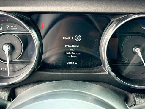 Used 2023 Jeep Wrangler Unlimited image 13