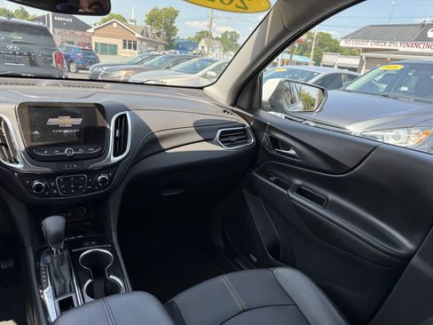 Used 2023 Chevrolet Equinox Premier AWD/4WD image 13