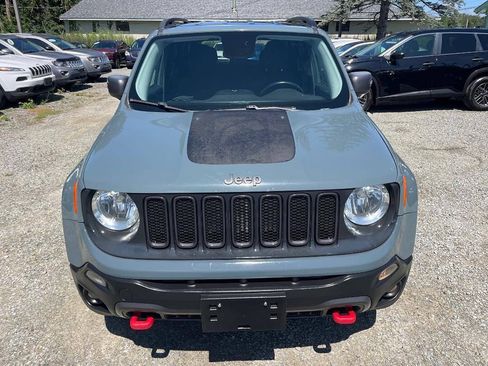 Used 2016 Jeep Renegade Trailhawk AWD/4WD image 2