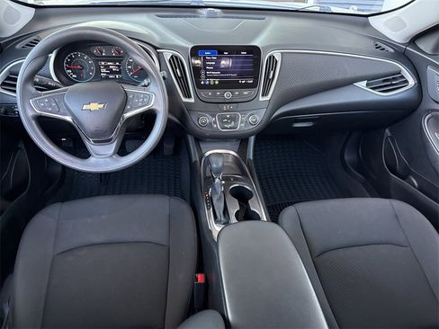 Used 2021 Chevrolet Malibu LS image 18