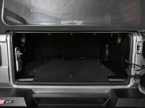 Used 2018 Jeep Wrangler Unlimited Sport S AWD/4WD image 28