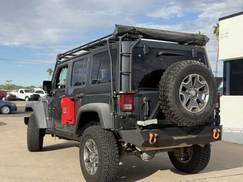 Used 2017 Jeep Wrangler Unlimited Rubicon w/ Connectivity Group image 13