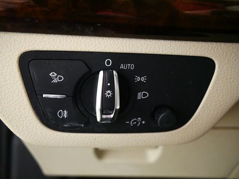 Used 2018 Audi Q5 2.0T Premium Plus w/ Premium Plus Package image 26