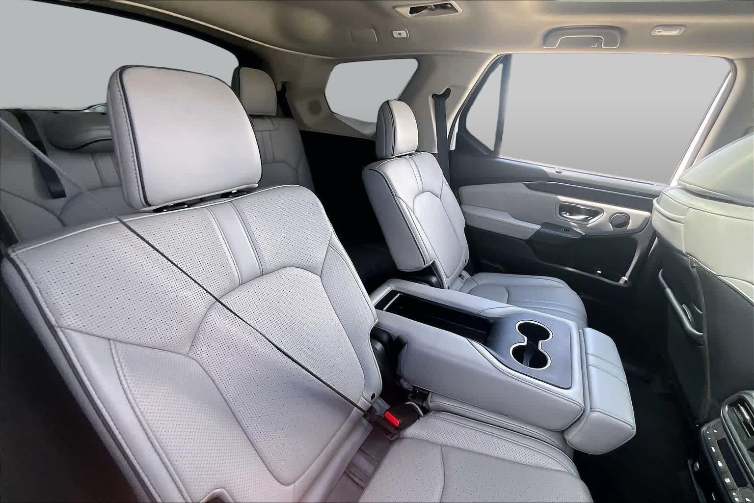 Used 2023 Honda Pilot Elite image 18