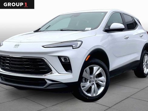 Used 2025 Buick Encore GX Preferred AWD/4WD image 1