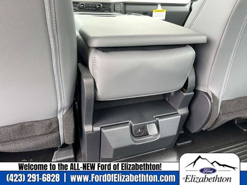 New 2024 Ford F550 4x4 Crew Cab Super Duty image 16