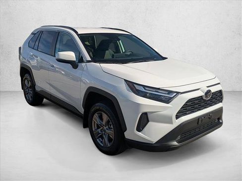 Used 2024 Toyota RAV4 XLE image 3
