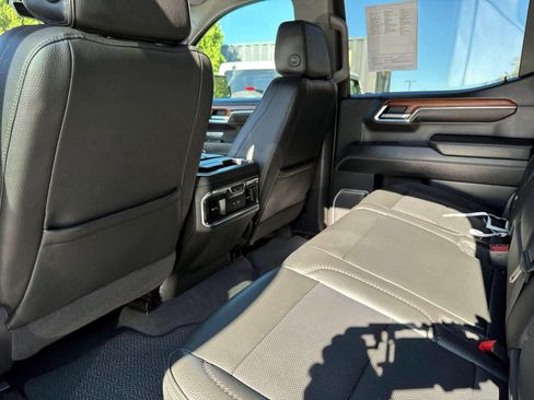 Used 2023 GMC Sierra 1500 Denali w/ Technology Package image 12
