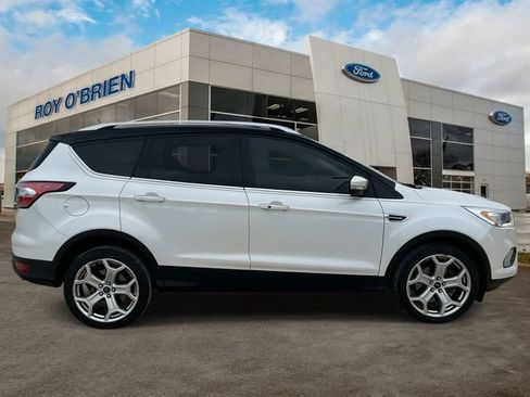 Certified 2017 Ford Escape Titanium w/ Equipment Group 301A image 6