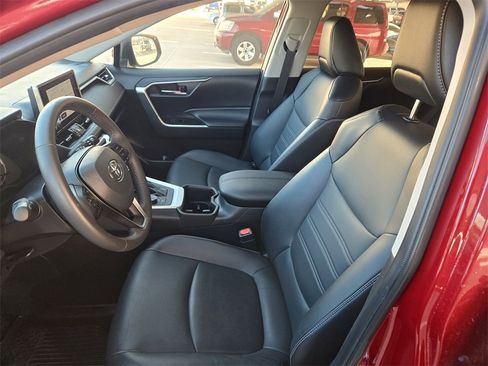 Used 2024 Toyota RAV4 XLE Premium image 26