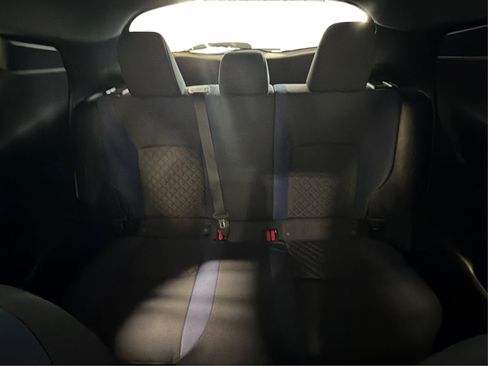 Used 2021 Toyota C-HR XLE FWD image 18