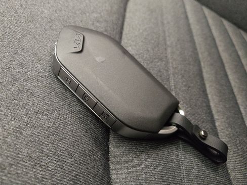 Used 2025 Kia K4 EX FWD image 32