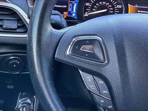 Used 2016 Lincoln MKZ Hybrid image 23