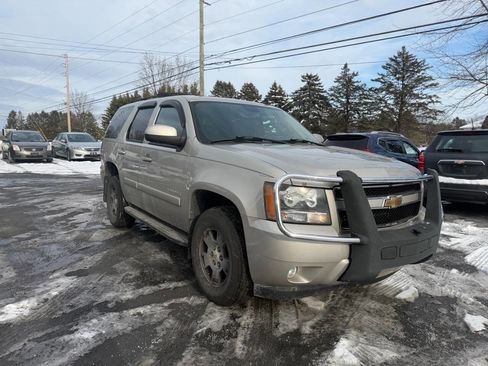 Used 2007 Chevrolet Tahoe LT w/ LT Preferred Equipment Group image 2