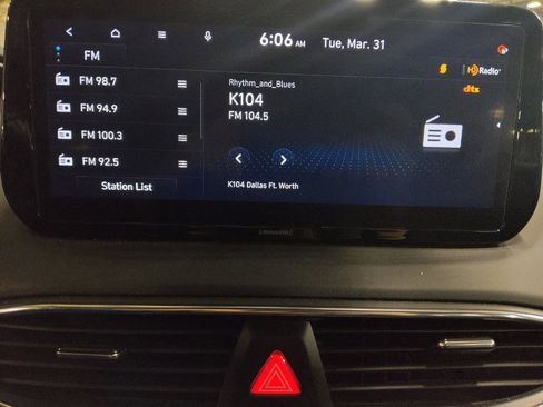 Used 2023 Hyundai Santa Fe SEL image 25