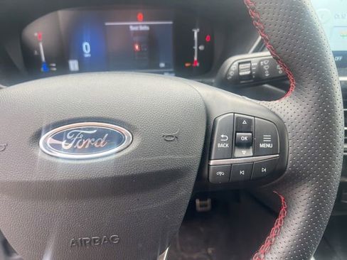 Used 2024 Ford Escape ST-Line w/ Tech Pack #1 AWD/4WD image 25