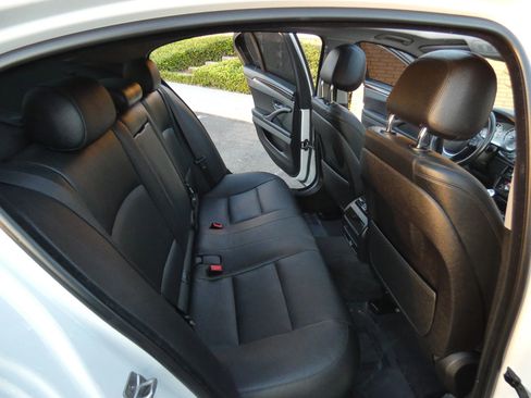 Used 2015 BMW 535i Sedan image 38