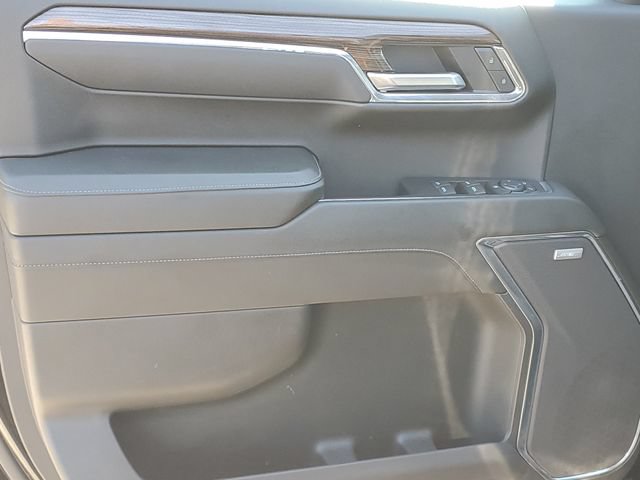 Certified 2024 Chevrolet Silverado 1500 RST w/ Convenience Package II AWD/4WD image 15
