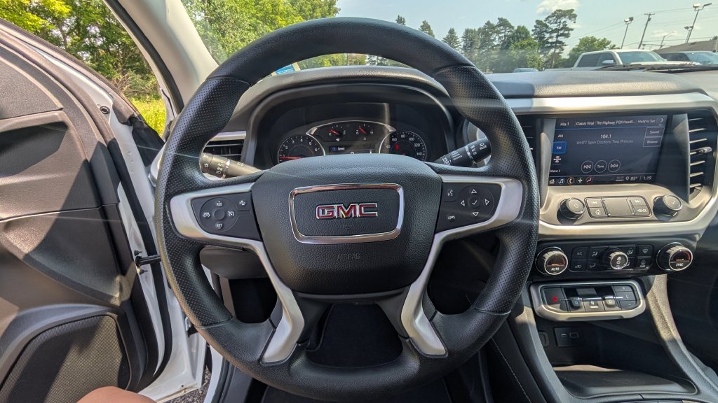 Used 2023 GMC Acadia SLE w/ Driver Convenience Package AWD/4WD image 8