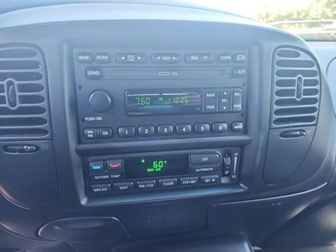 Used 2003 Ford F150 Harley-Davidson image 12