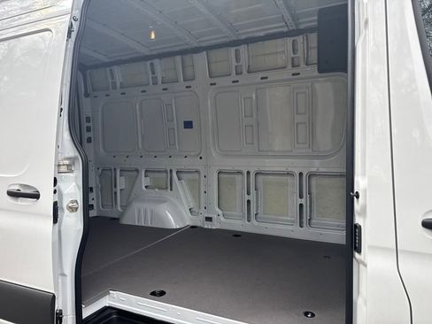 New 2025 Mercedes-Benz Sprinter 2500 image 25