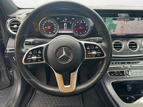 Used 2019 Mercedes-Benz E 300 image 12