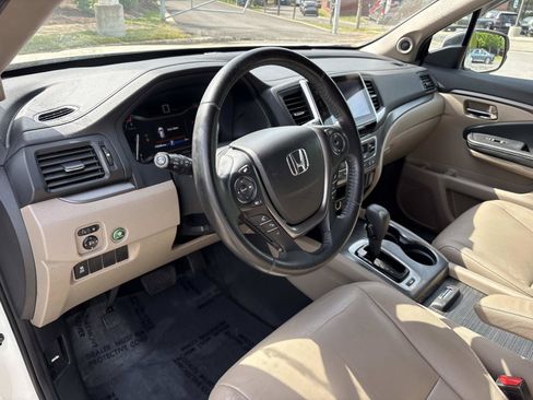 Used 2017 Honda Pilot EX-L image 17
