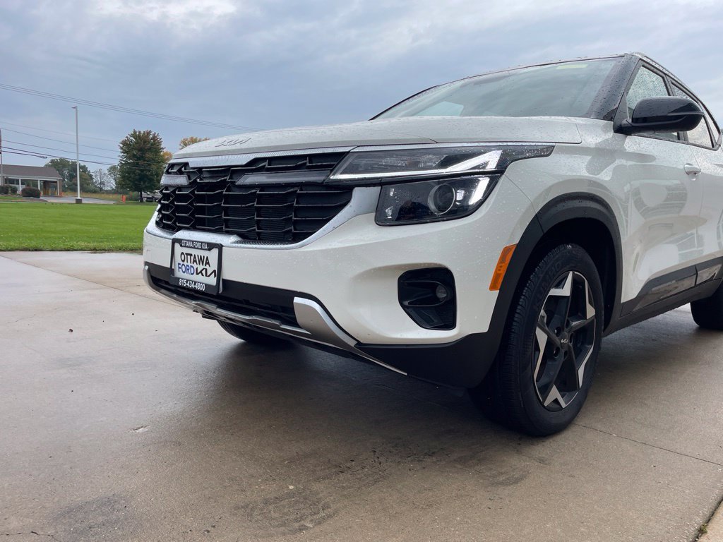 Used 2026 Kia Seltos S AWD/4WD image 14