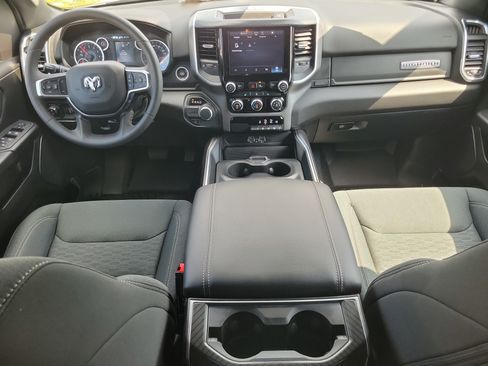 Used 2025 RAM 1500 Big Horn RWD image 10