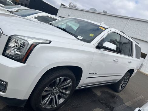 Used 2019 GMC Yukon Denali w/ Denali Ultimate Package image 7