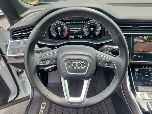 Used 2021 Audi Q8 Premium Plus w/ Premium Plus Package AWD/4WD image 20