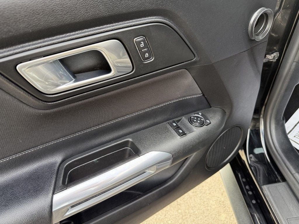 Used 2021 Ford Mustang GT w/ Black Accent Package RWD image 13